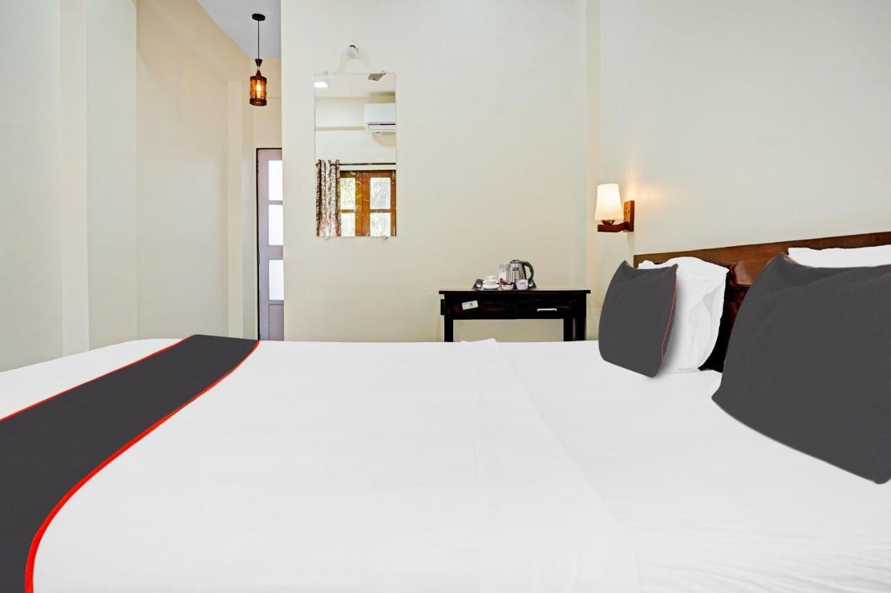 Collection O Shovi Beach View Resort Alībāg Eksteriør bilde